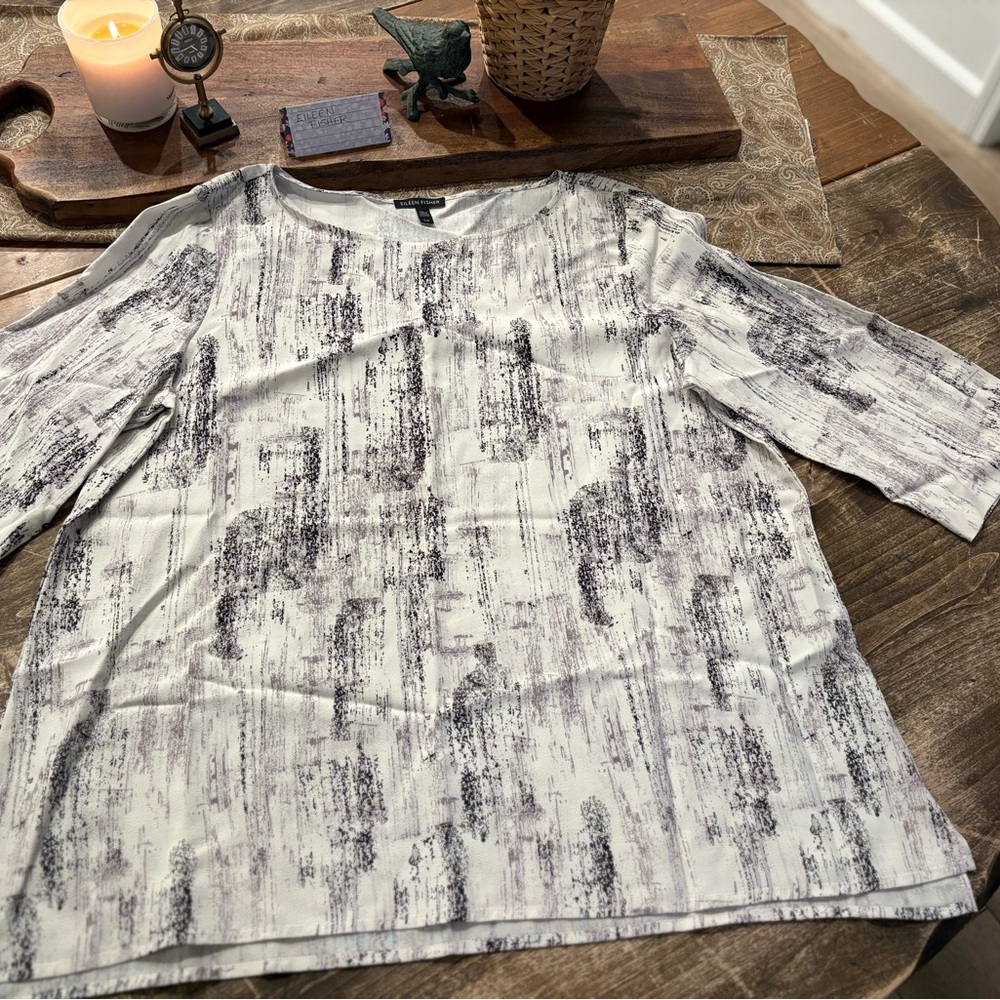Eileen Fisher Monochrome Brushstroke Top
